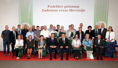 Podelitev priznanj Zadružne zveze Slovenije na sejmu AGRA 2016 <br>(Avtor: Milan Skledar)
