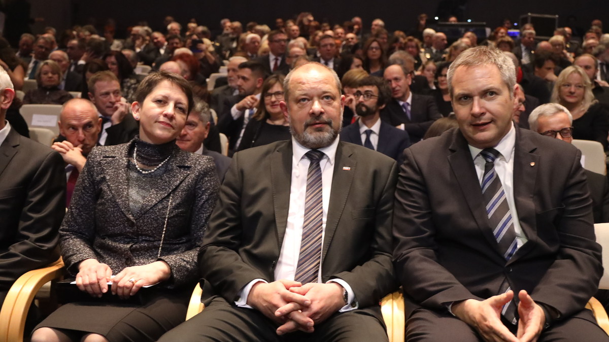 Iz desne proti levi: Dejan Židan, predsednik DZ RS in Alojz Kovšca, predsednik DS RS<br>(Avtor: Milan Skledar)