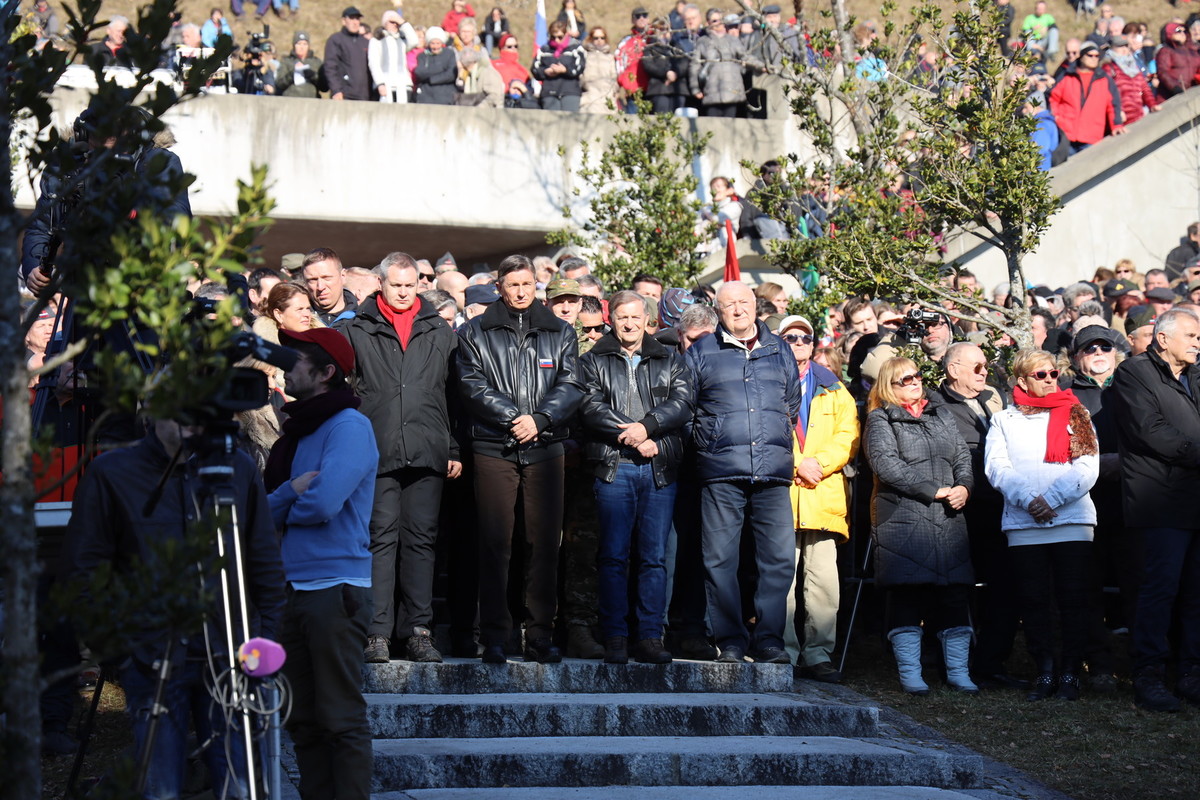 Osrednja slovesnost 63. prireditve - Po stezah partizanske Jelovice, ob 78-letnici dražgoške bitke<br>(Avtor: Milan Skledar)