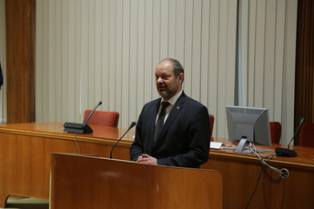Alojz Kovšca, predsednik Državnega sveta na sprejemu obrambnih in vojaških atašejev ter atašejev, akreditiranih v RS<br>(Avtor: Milan Skledar)