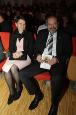 Stanka Kajfež Kovšca in Alojz Kovšca, predsednik Državnega sveta na 6. festivalu slovenske domoljubne pesmi Mati domovina<br>(Avtor: Milan Skledar)