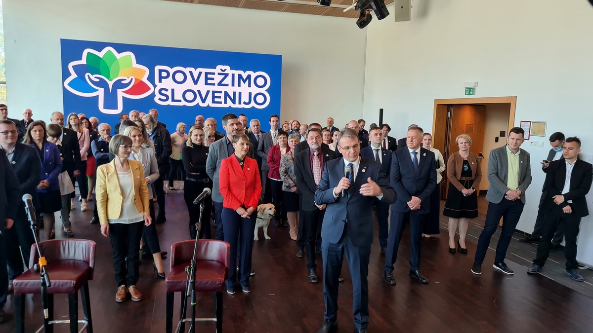  Predstavitev kandidatov Gibanja Povežimo Slovenijo (PoS), 26. marca 2022, v Ljubljani<br>(Avtor: Milan Skledar)