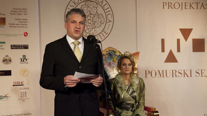 Špelin oče je ponosen na svojo vinsko kraljico<br>(Avtor: Milan Skledar, Strokovna S-TV)