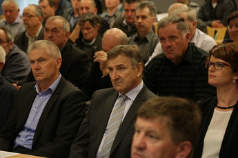 Jože Benec, direktor KGZ Ljubljana (na levi) in Branko Meh, predsednik OZS<br>(Avtor: Milan Skledar)
