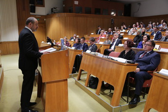 Alojz Kovšca, predsednik DS, 7. strateška konferenca Vrednost inovacij - Brez predaha za zdrav jutri <br>(Avtor: Milan Skledar)