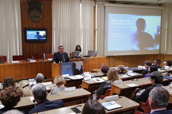 Samo Fakin, minister za zdravje na 7. strateški konferenci Vrednost inovacij<br>(Avtor: Milan Skledar)