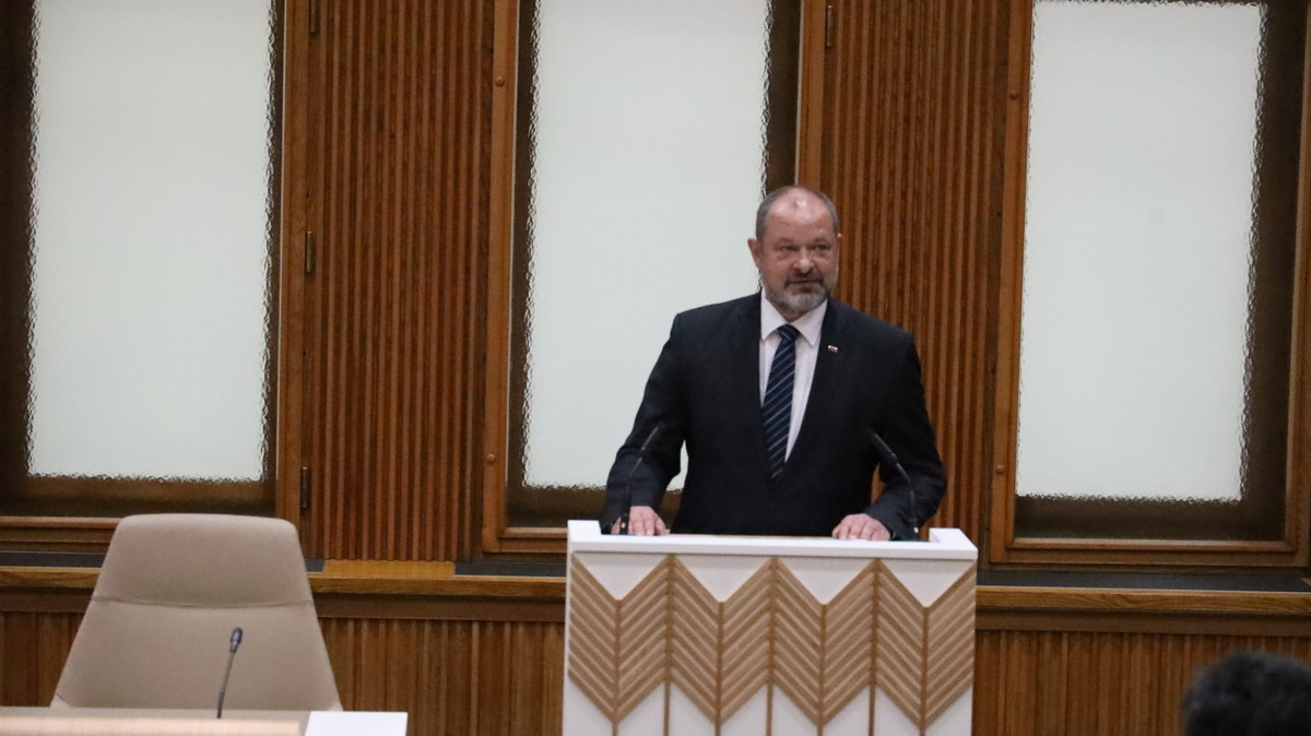 Alojz Kovšca med nagovorom ob odprtju prenovljene dvorane Državnega sveta, 23. 12. 2019<br>(Avtor: Milan Skledar)