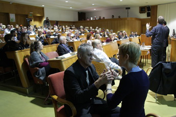 Posvet Moje roke so moj jezik ob Dnevu slovenskega znakovnega jezika v Državnem svetu<br>(Avtor: Milan Skledar)