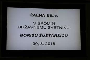 Žalna seja Državnega sveta za pokojnim državnim svetnikom Borisom Šuštaršičem<br>(Avtor: Milan Skledar)
