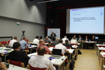 Državni svet na 20. seji - na terenu v Mokronogu<br>(Avtor: Milan Skledar)