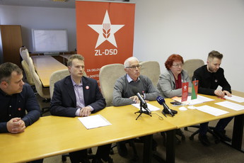 Novinarska konferenca ZL-DSD<br>(Avtor: Milan Skledar)