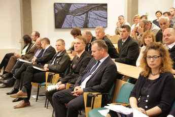 Udeleženci slovesne prireditve ob 10. obletnici delovanja ZLGS<br>(Avtor: Milan Skledar)