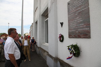 Delegacija na spominski slovesnosti, 22. junij 2012<br>(Avtor: Milan Skledar)